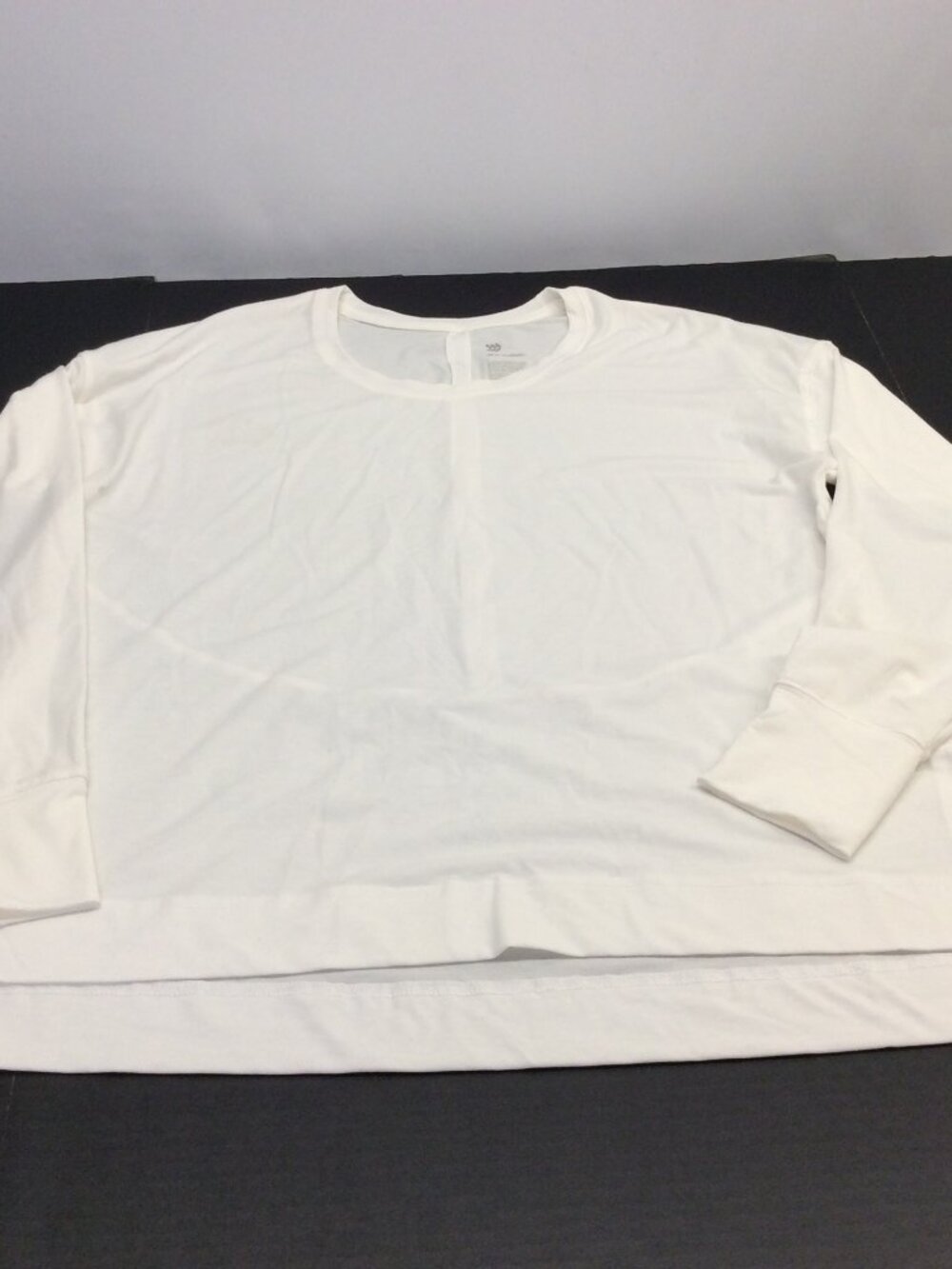 Women's Active Long Sleeve Top All in Motion White L Shirt Top Thumb Hole Slits